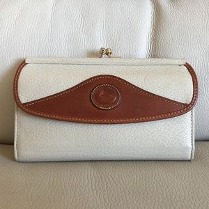Dooney & Bourke Vintage All Weather Leather Wallet